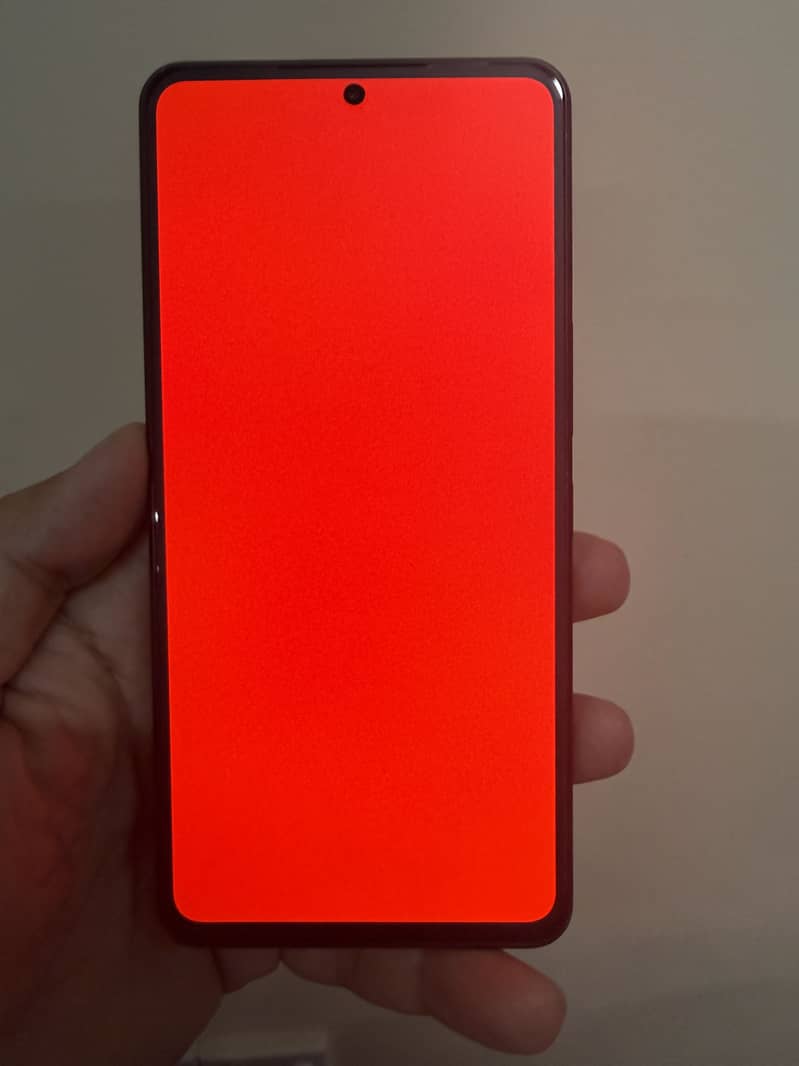 Sharp Aquos R7 13