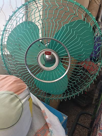 pedestal fan for sale