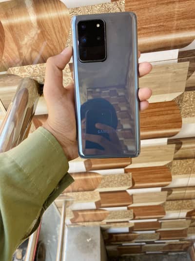 Samsung galaxy s20 ultra ( exchange possible )