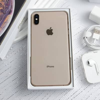 Apple Iphone Xs Max . . . .