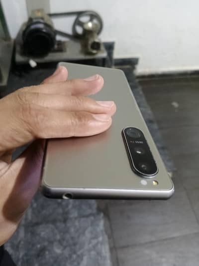 charger or box ni ha sim AK CHalti ha