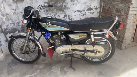 Honda 125 2002 model new condition 03006641145