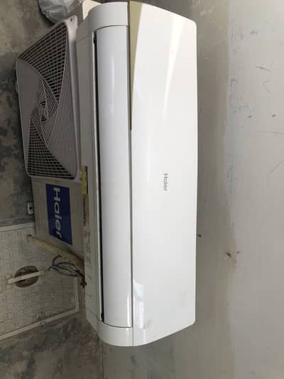 Haier 1 ton dc inverter genuine condition