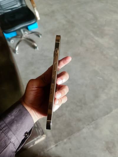 256 GB siM tiMe 1month