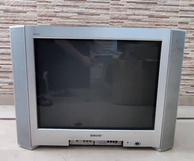Sony Trinitron / WEGA CRT TV