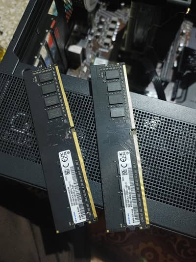 Gaming PC Ryzen 5 5600 + Rx 7600 ==> ( Rtx 3060ti )