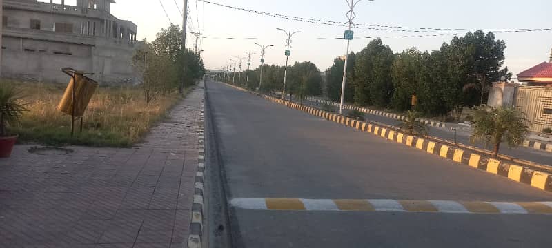 10 marla plot availble at block D 12