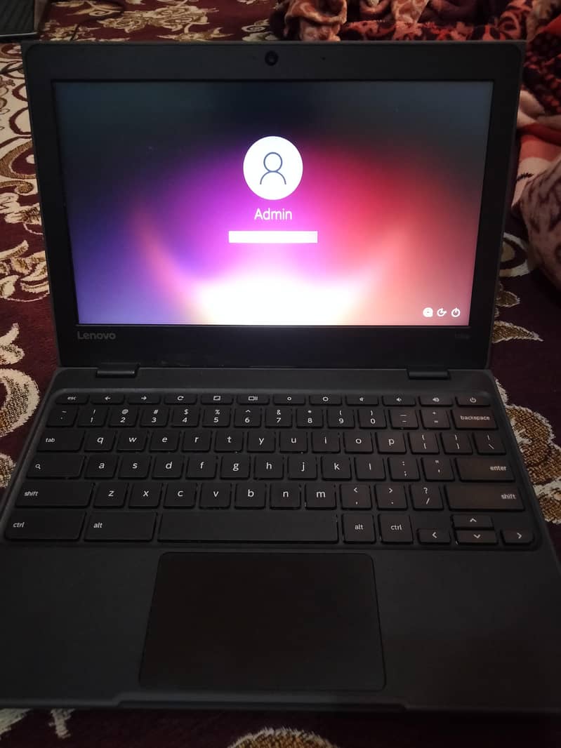 Chromebook 0