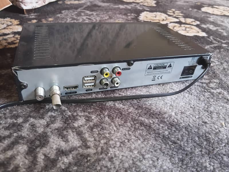 Dish With Device 4