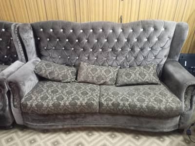 7 seater sofa set and table
