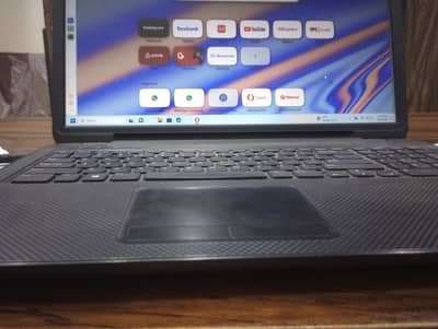 Dell Inspiron 3721