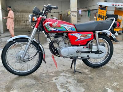 125 2023 model