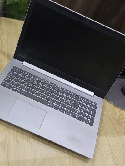 Lenovo Ideapad 330-15IKB 8/256/2/4