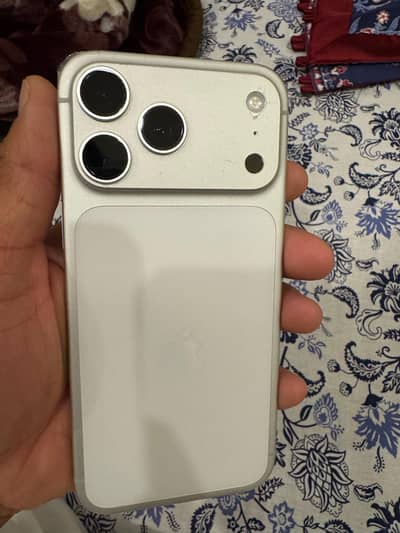 Iphone 17 pro max LLA model