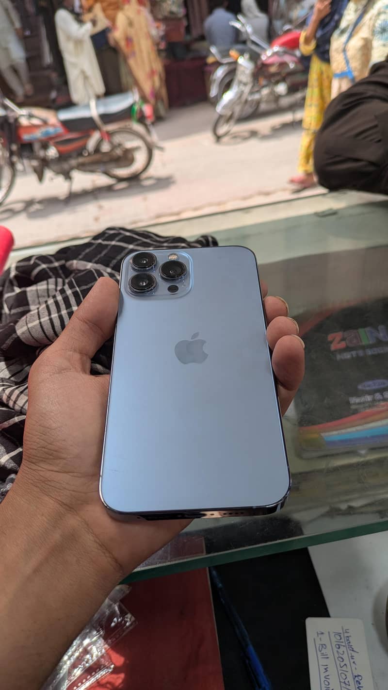 iphone 13 pro max 2
