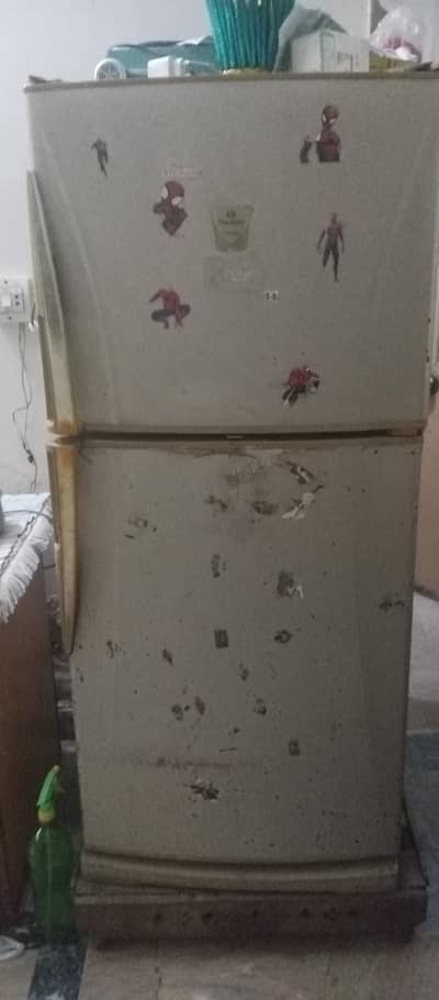 Dawlance fridge for urgent sale