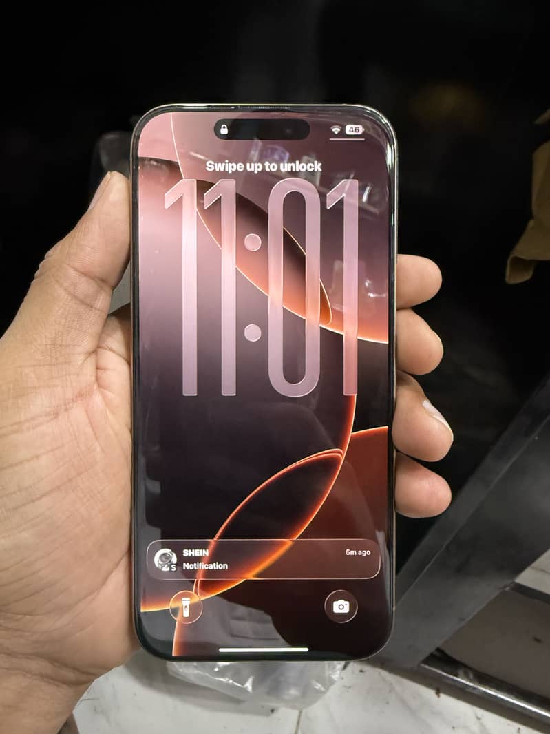 Iphone 16 pro max 3