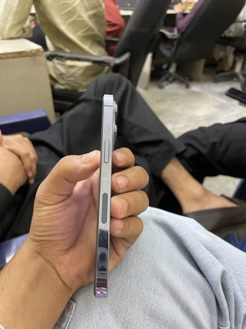 iphone 13pro jv 5