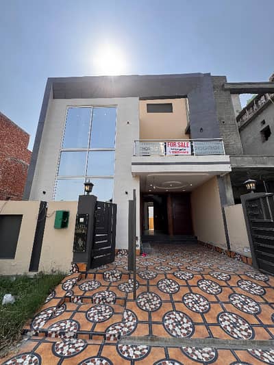 5 Marla Luxury Park Facing House for Sale in Bahria Orchard Phase 2 A Block