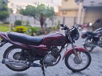 Yamaha YBR 125 [red ] Color – All Documents Clear