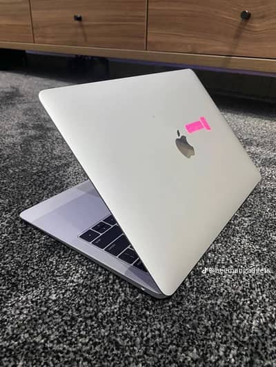 MacBook air 2019 13.3 inch imported 8/256