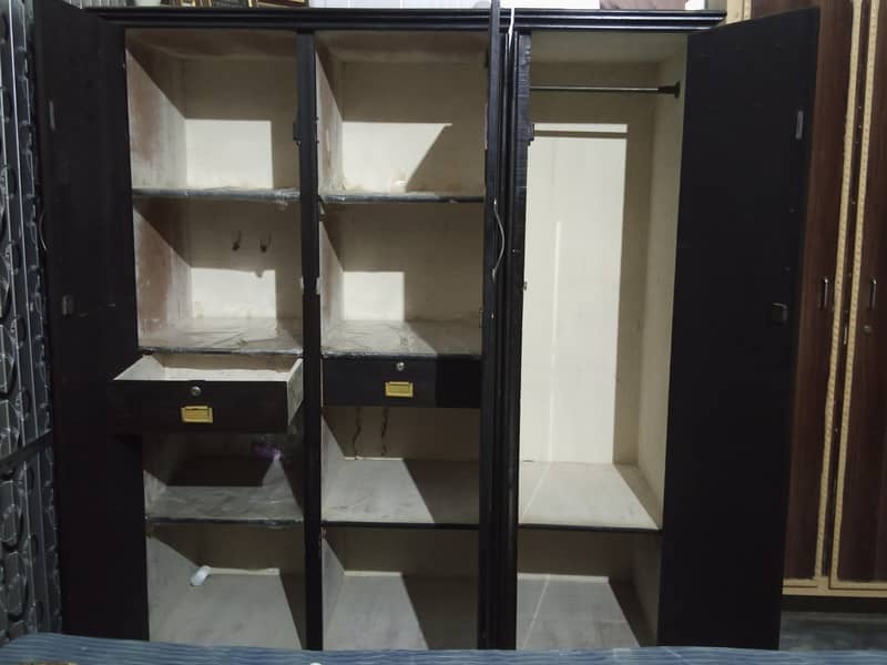 large storage wardrobe 4