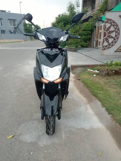 Electric scooty Road king