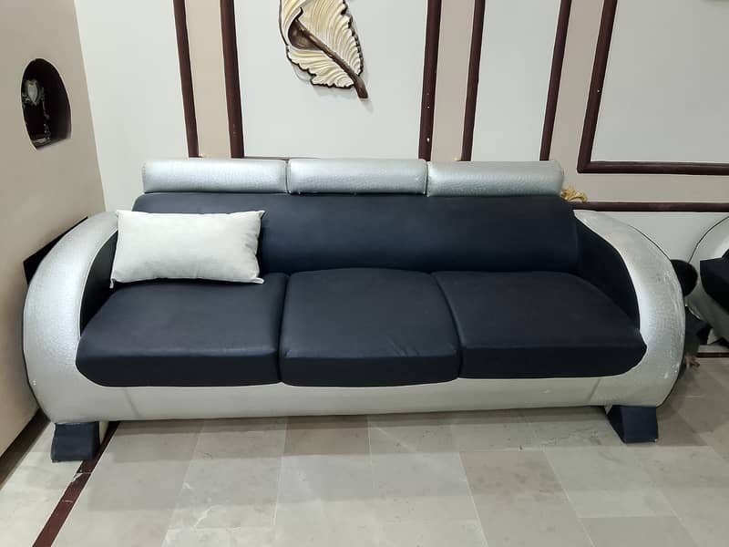 Sofa Set and Table 1