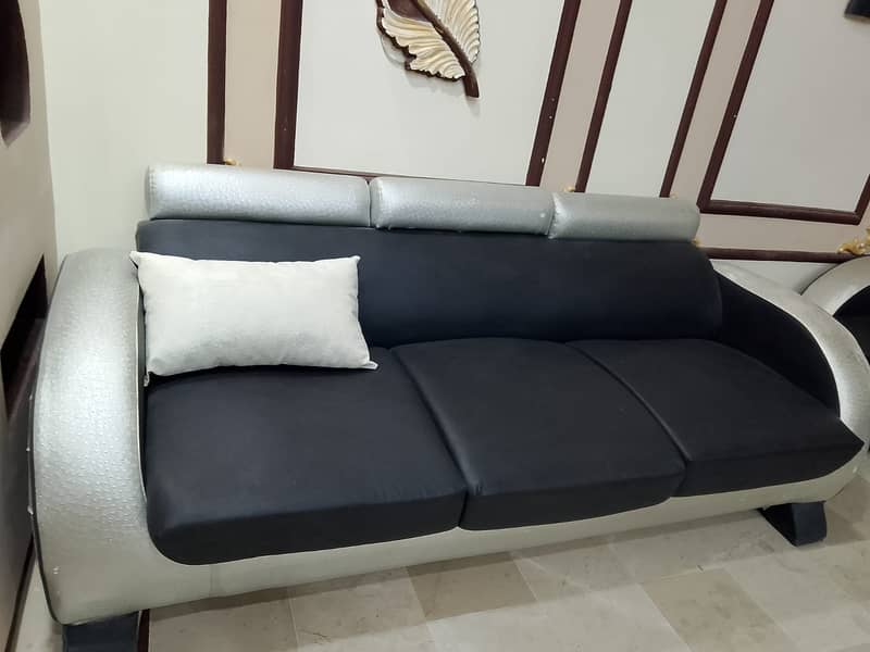 Sofa Set and Table 2