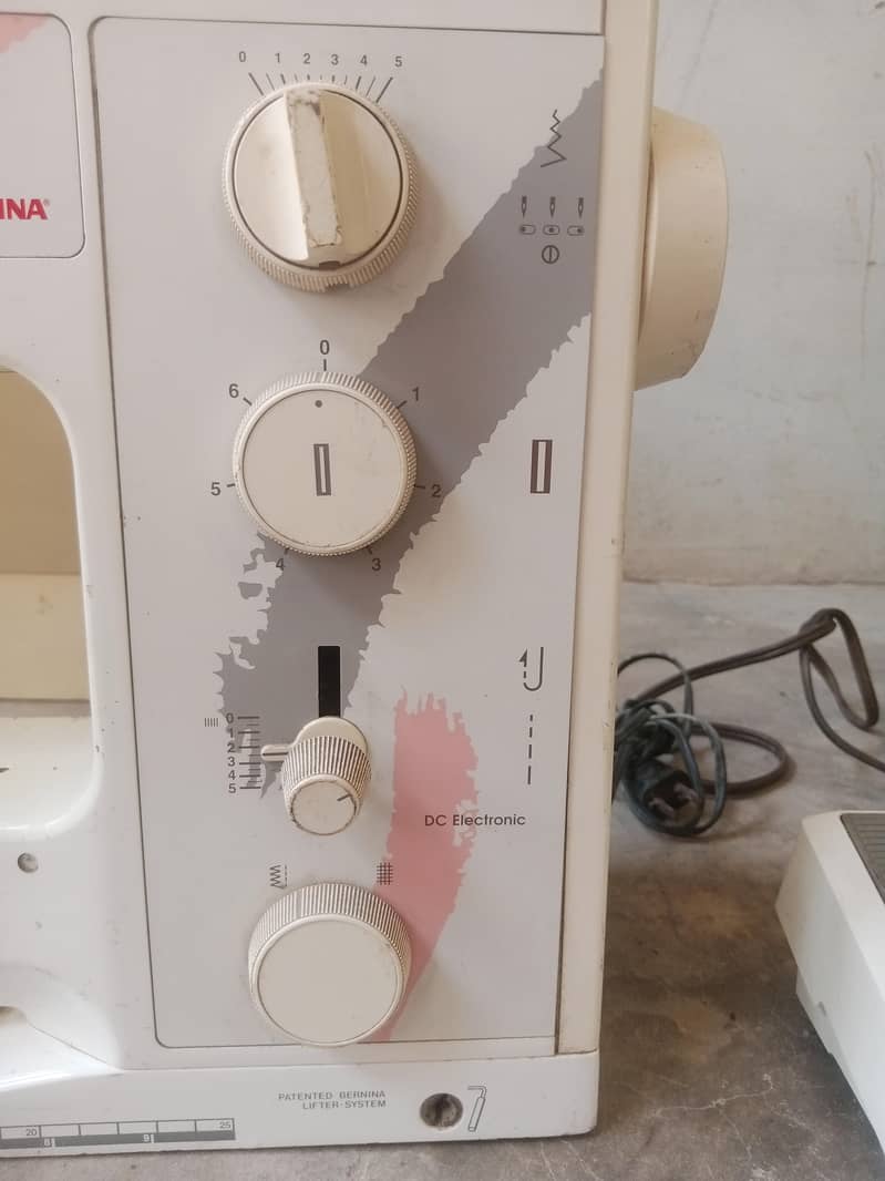 Multiple Function Imported Sewing Machine 0