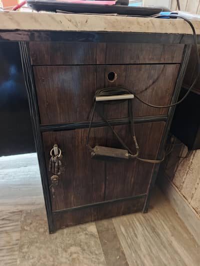 wood office table