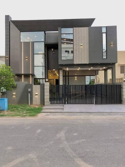 10 Marla Brand New Luxury House For Rent In Overseas-B Block Bahria Town Lahore