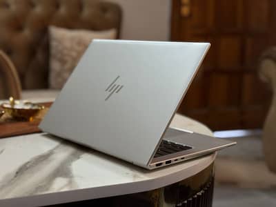HP elite-book 840 G10 13 Gen i7 16 GB ram. 1TB SSD.