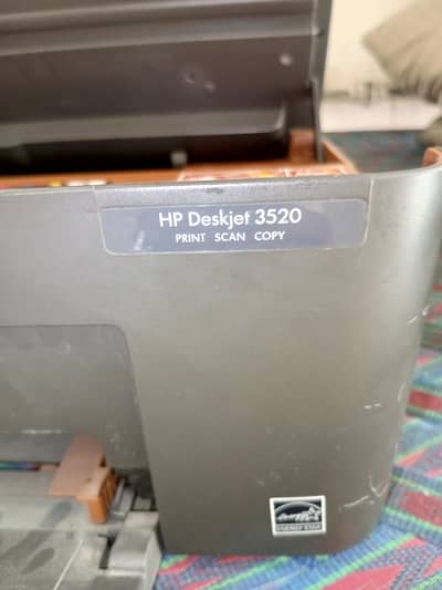  HP DeskJet 3520 Printer (Print / Scan / Copy)