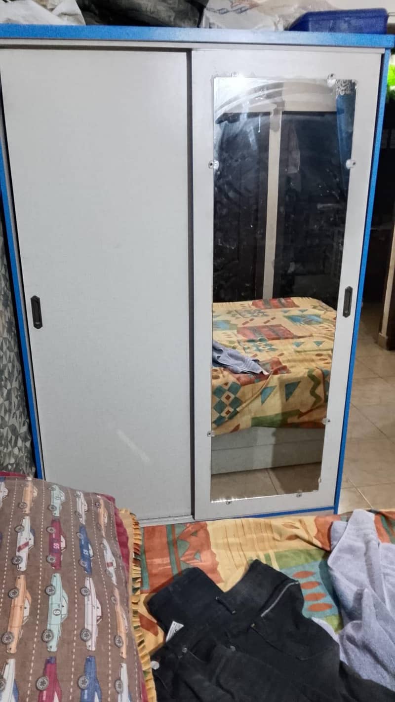 bed and wardrobe 1