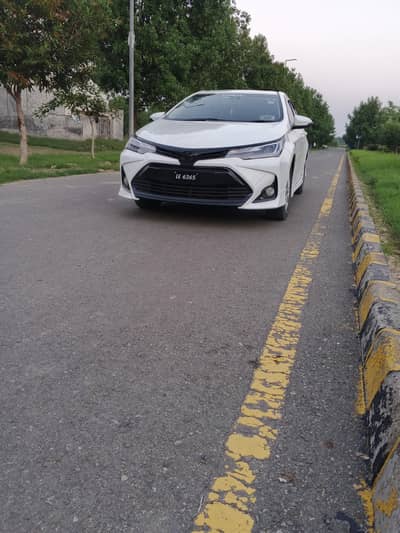 Toyota Corolla Altis Grande 2015 1.8 Full option converted to 2026