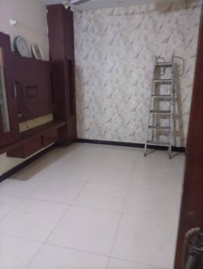 8 MARLA UPPER PORTION 1ST FLOOR IN AIT
