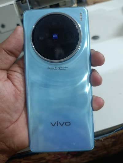 vivo x100.16+16.256gb