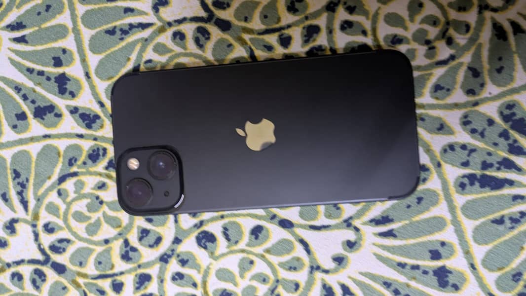 iPhone 13 2