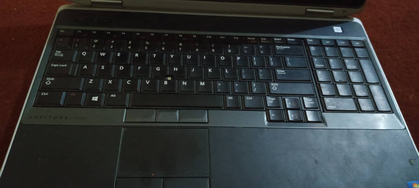 Dell Latitude E6530 2