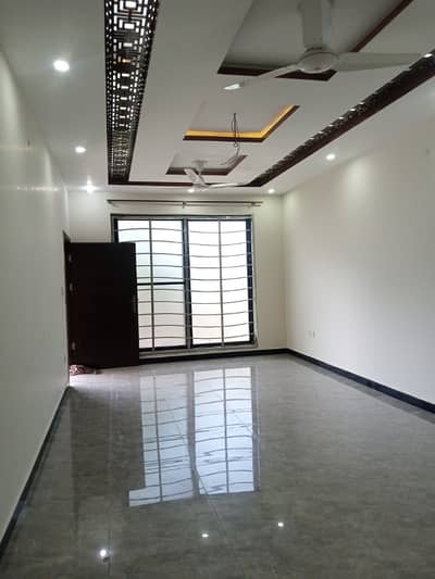 11 Marla Ground Portion Availabe For Rent in G-16 Islamabad.