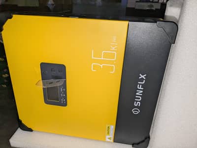 Sunflix Hybrid inver 3.6 kw. heavy load machine and power full mppt.