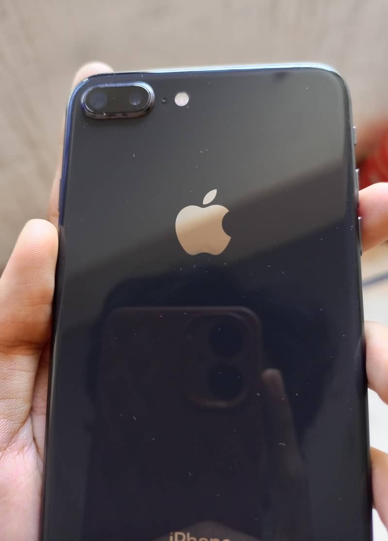 Iphone 8 plus non 1