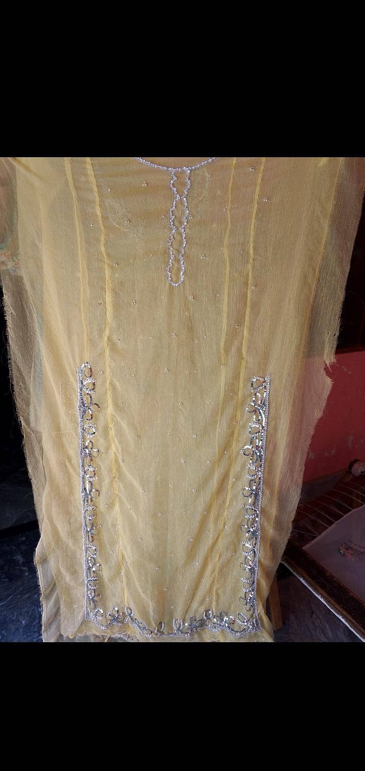ہاتھ کی کڑھائی والے لیڈیز ڈریس 0
