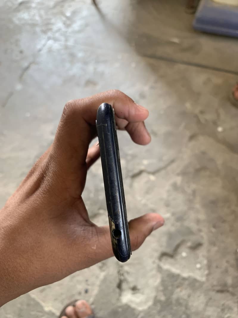 Honor 8c 0