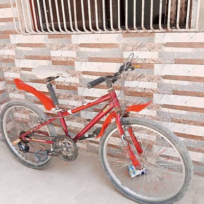 new cycle ha 6 month yous new rime new tires  new brake new chan jar