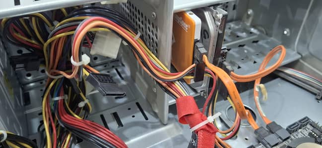 Asus Gaming Board PC | Core i5 6th Gen | 8GB RAM | Big Tower Casing