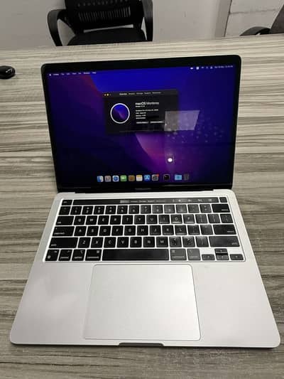 Macbook Pro M1 - 8gb/512gb - Silver Color