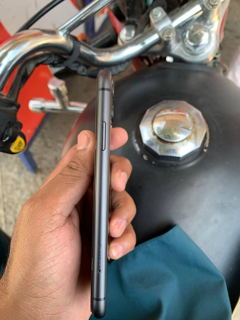 iphone11 2
