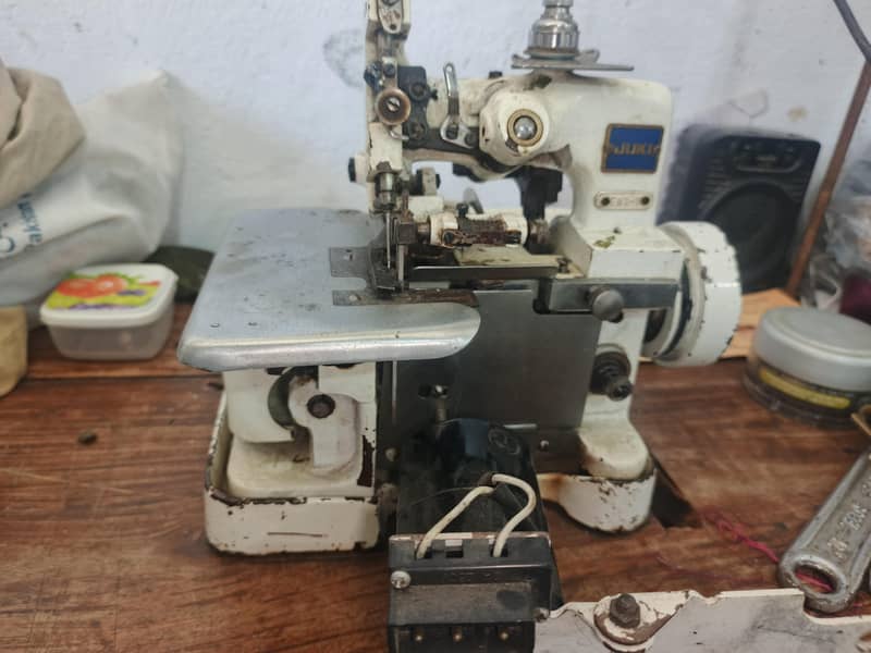 overlock/serger sewing machine 1